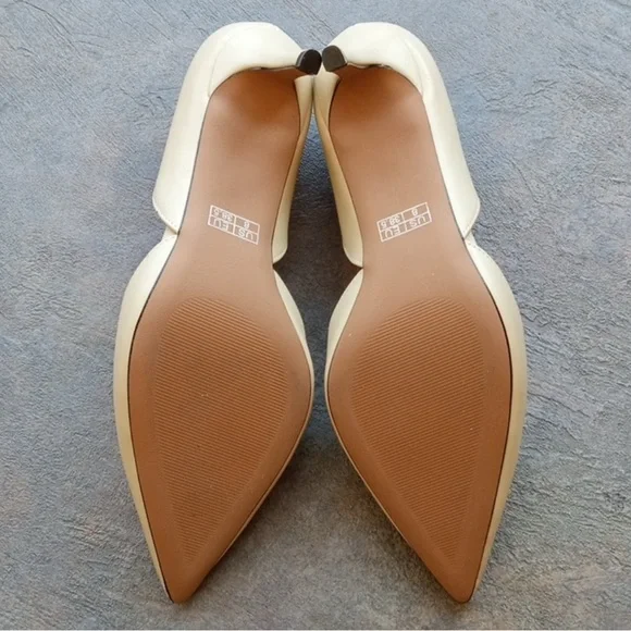 NWOT Castamere Cream Women's Heels Cottagecore feminine,8 Heel height 2 3/4 - Picture 4 of 5